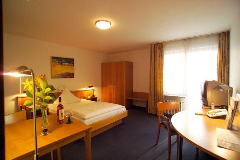 Hotel Acora Und Wohnen Karlsruhe